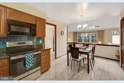 1398 Park Lake Drive, Reston, VA 20190 - Photo 22