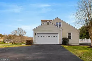 1398 Park Lake Dr, Reston, VA 20190 - Photo 52