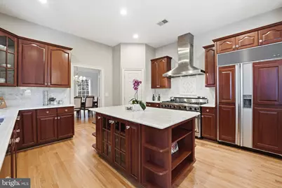 9874 Palace Green Way, Vienna, VA 22181 - Photo 18