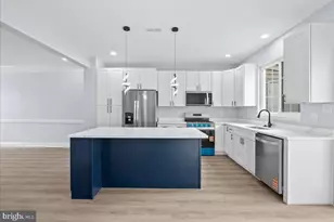 13133 Park Crescent Cir, Herndon, VA 20171 - Photo 12