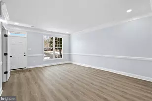 13133 Park Crescent Cir, Herndon, VA 20171 - Photo 6