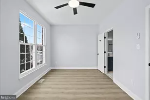 13133 Park Crescent Cir, Herndon, VA 20171 - Photo 14