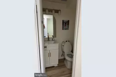 303 Maple Avenue W #I, Vienna, VA 22180 - Photo 4