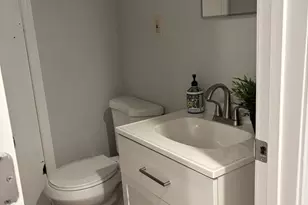 7800 Winona Ct, Annandale, VA 22003 - Photo 2