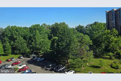 5902 Mount Eagle Drive #709, Alexandria, VA 22303 - Photo 2