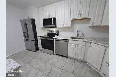 5902 Mount Eagle Drive #709, Alexandria, VA 22303 - Photo 8