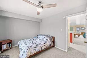 5815 Orchard Hill Ct, Clifton, VA 20124 - Photo 12