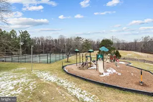 5815 Orchard Hill Ct, Clifton, VA 20124 - Photo 22