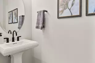 1212 Drake St SW, Vienna, VA 22180 - Photo 38