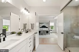 1212 Drake St SW, Vienna, VA 22180 - Photo 48