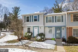 1642 Harvest Green Ct, Reston, VA 20194 - Photo 2