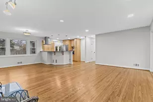 7609 Woodridge Cir, Alexandria, VA 22308 - Photo 14