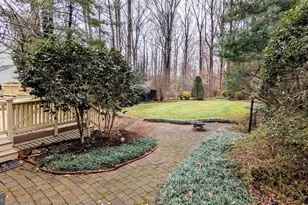 6909 Brimstone Ln, Fairfax Station, VA 22039 - Photo 4