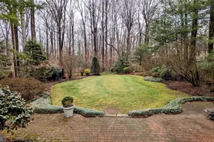 6909 Brimstone Ln, Fairfax Station, VA 22039 - Photo 2