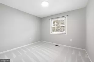 5844 Kara Pl, Burke, VA 22015 - Photo 18