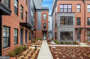 11236 Faraday Park Dr., Reston, VA 20190 - Photo 2