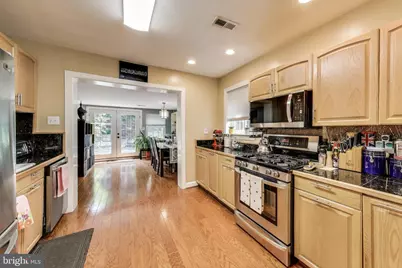 6703 Hallwood Avenue, Falls Church, VA 22046 - Photo 8