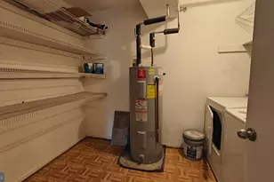 561 Florida Ave, Herndon, VA 20170 - Photo 12