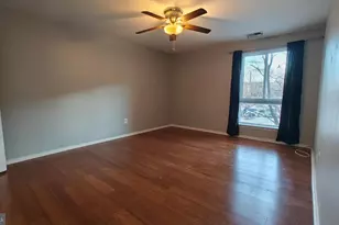 561 Florida Ave, Herndon, VA 20170 - Photo 14