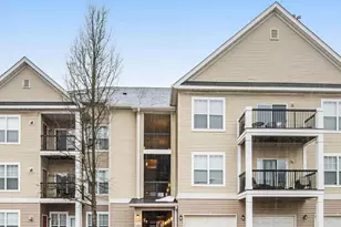 5124 Brittney Elyse Cir, Centreville, VA 20120 - Photo 2