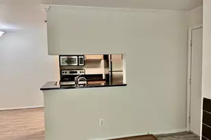 11703 Olde English Dr, Reston, VA 20190 - Photo 8