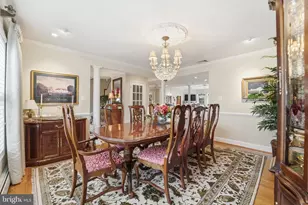 304 Chesapeake Dr, Great Falls, VA 22066 - Photo 8