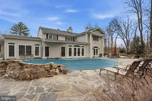304 Chesapeake Dr, Great Falls, VA 22066 - Photo 56