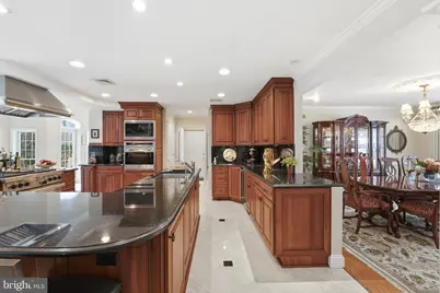 304 Chesapeake Drive, Great Falls, VA 22066 - Photo 14