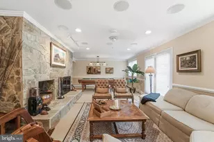 304 Chesapeake Dr, Great Falls, VA 22066 - Photo 28