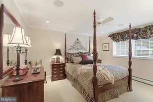 304 Chesapeake Dr, Great Falls, VA 22066 - Photo 40