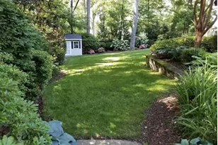304 Chesapeake Dr, Great Falls, VA 22066 - Photo 52