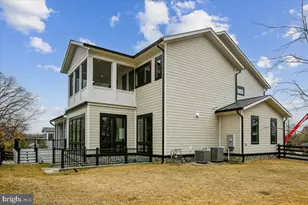 4055 Thornton, Annandale, VA 22003 - Photo 6