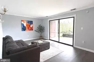 7334 Tavenner Ln, Alexandria, VA 22306 - Photo 1