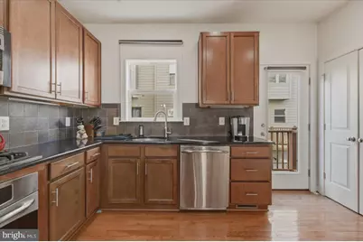 12183 Waveland Street, Fairfax, VA 22033 - Photo 14