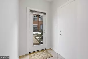 12183 Waveland St, Fairfax, VA 22033 - Photo 4