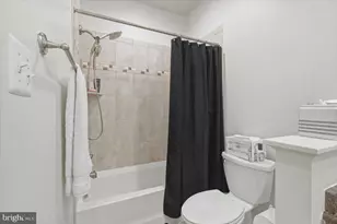 12183 Waveland St, Fairfax, VA 22033 - Photo 26