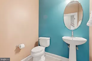 9522 Canonbury Square, Fairfax, VA 22031 - Photo 6