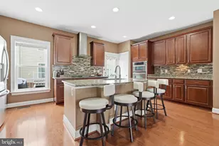 9522 Canonbury Square, Fairfax, VA 22031 - Photo 8