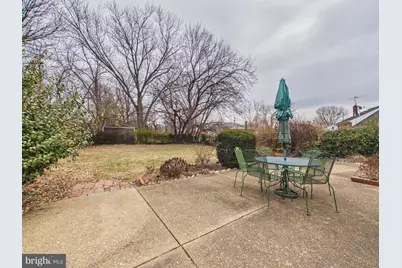 5907 Camberly Avenue, Springfield, VA 22150 - Photo 34