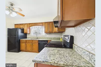 5907 Camberly Avenue, Springfield, VA 22150 - Photo 4