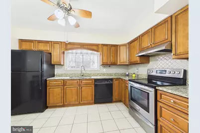 5907 Camberly Avenue, Springfield, VA 22150 - Photo 6