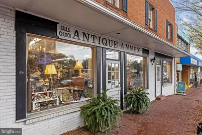 6803 Kenfig Drive, Falls Church, VA 22042 - Photo 30