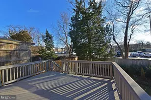 2609 Farmington Dr, Alexandria, VA 22303 - Photo 18