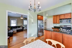 2609 Farmington Dr, Alexandria, VA 22303 - Photo 8