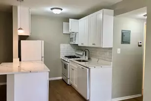 4367 Americana Dr, Annandale, VA 22003 - Photo 2