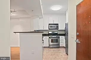 11760 Sunrise Valley Dr, Reston, VA 20191 - Photo 12