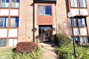 9800 Kingsbridge Dr, Fairfax, VA 22031 - Photo 1