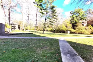 9800 Kingsbridge Dr, Fairfax, VA 22031 - Photo 18