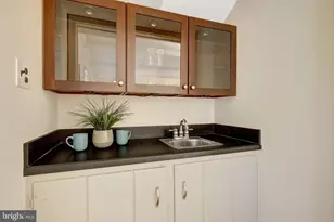 1700 Hunts End Ct, Vienna, VA 22182 - Photo 24