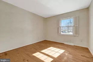 1700 Hunts End Ct, Vienna, VA 22182 - Photo 18